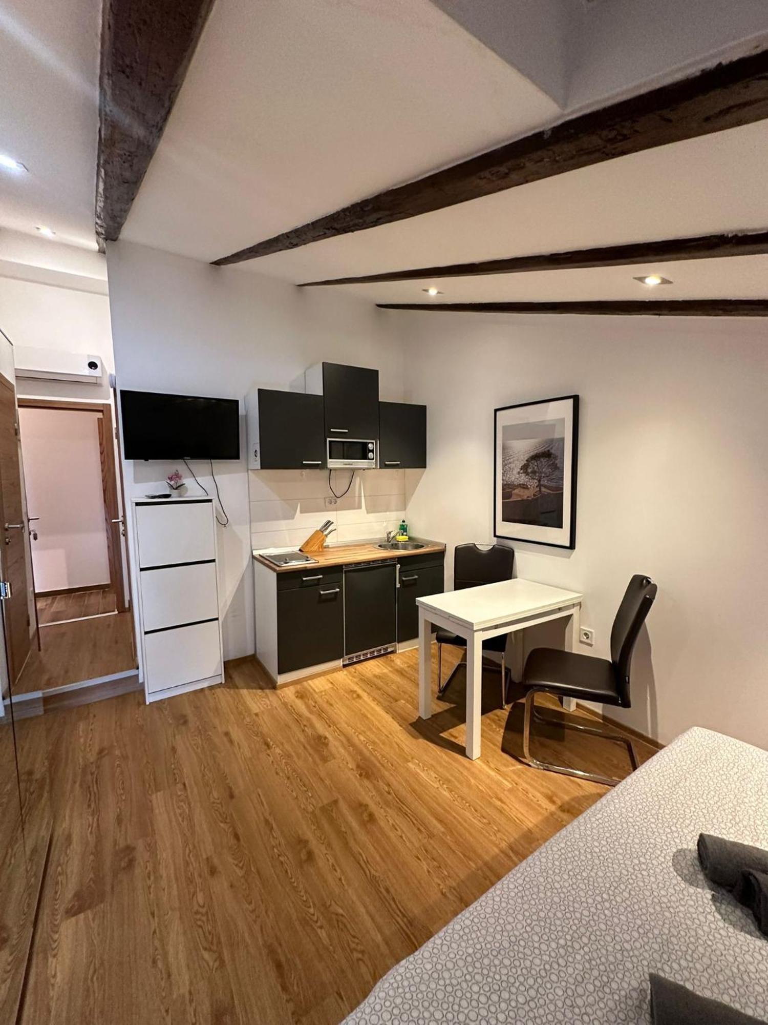 Apartment In The Heart Of Pula Zewnętrze zdjęcie